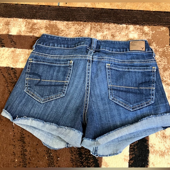 American Eagle Outfitters Pants - American Eagle Stretch Denim Shorts Size 2